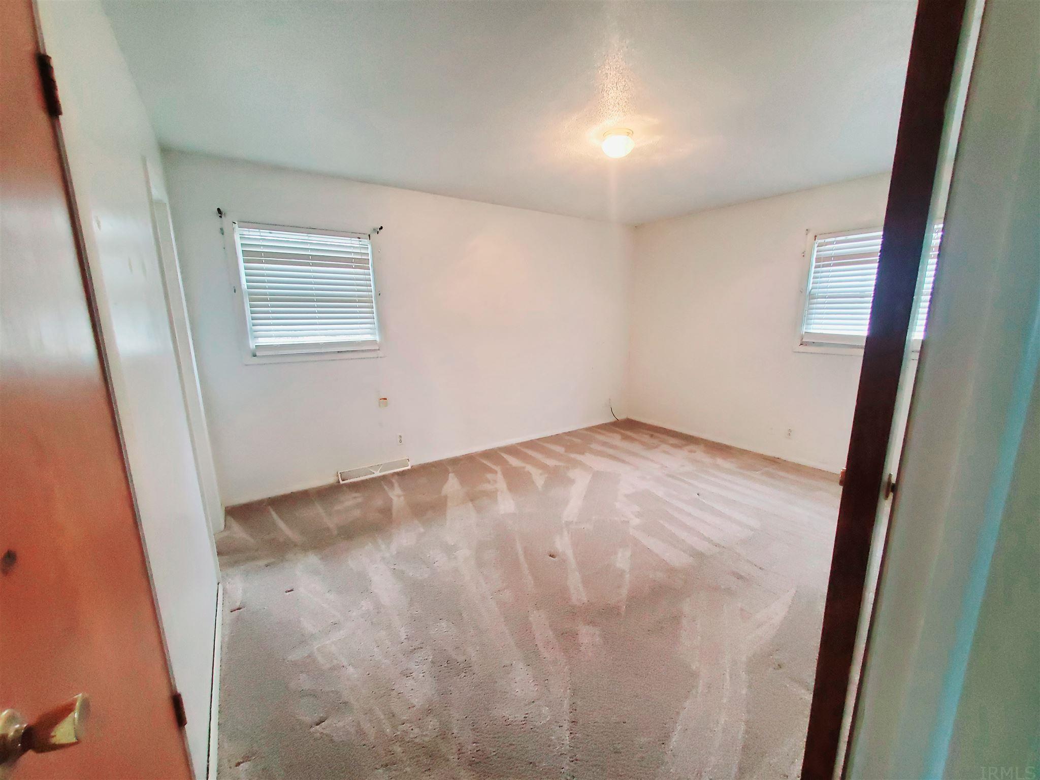 2466 Southway 31 Rochester, IN 46975 - Photo 8 of 13