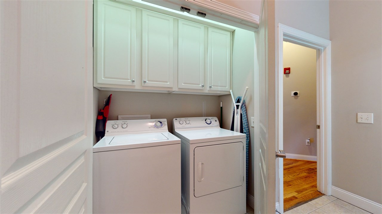 7510 Lead Mine Road, Unit 300 Raleigh, NC 27615 - Photo 21 of 30 Photo 21