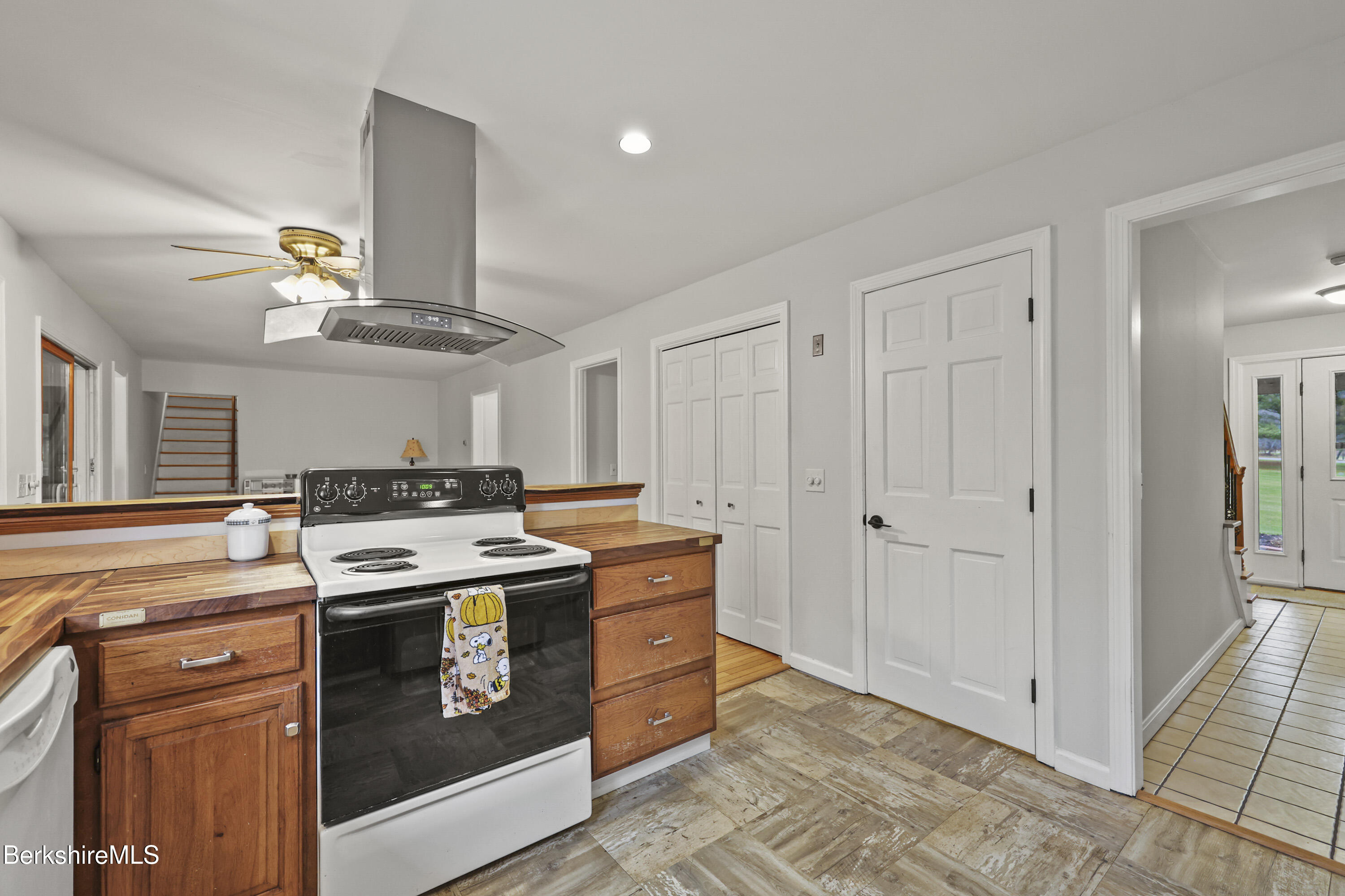 104 Washington Mountain Road Dalton, MA 01226 - Photo 14 of 57 kitchen