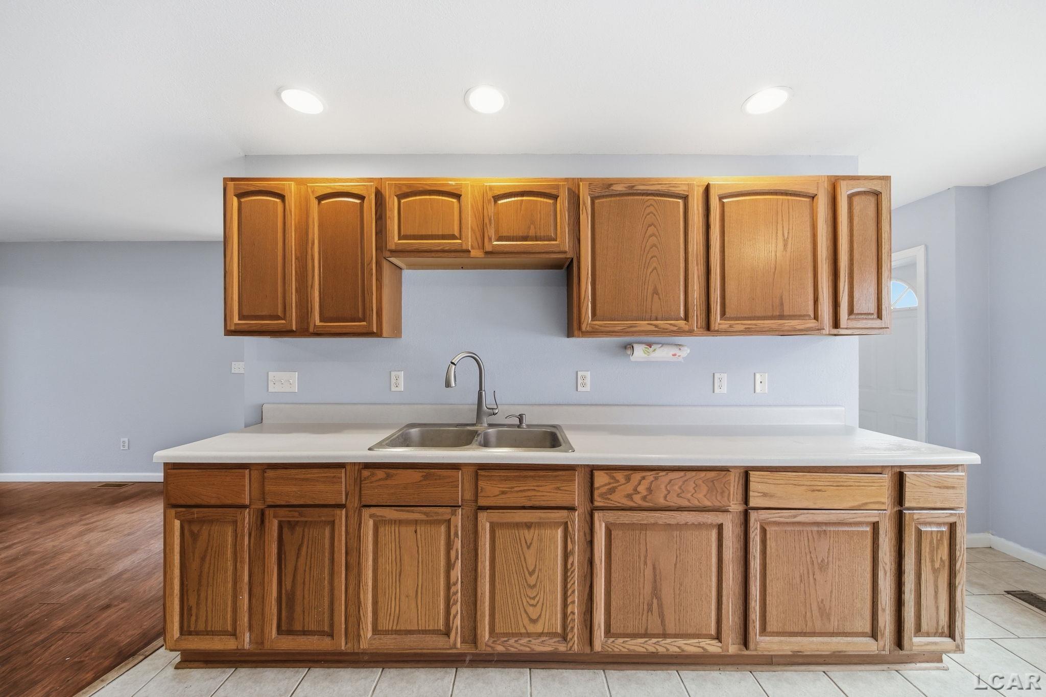 106 North Talbot Street Addison, MI 49220 - Photo 7 of 36