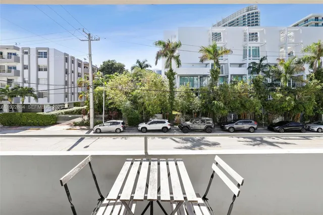 $4,800 | 1601 Bay Road, Unit 8, Miami Beach, FL 33139