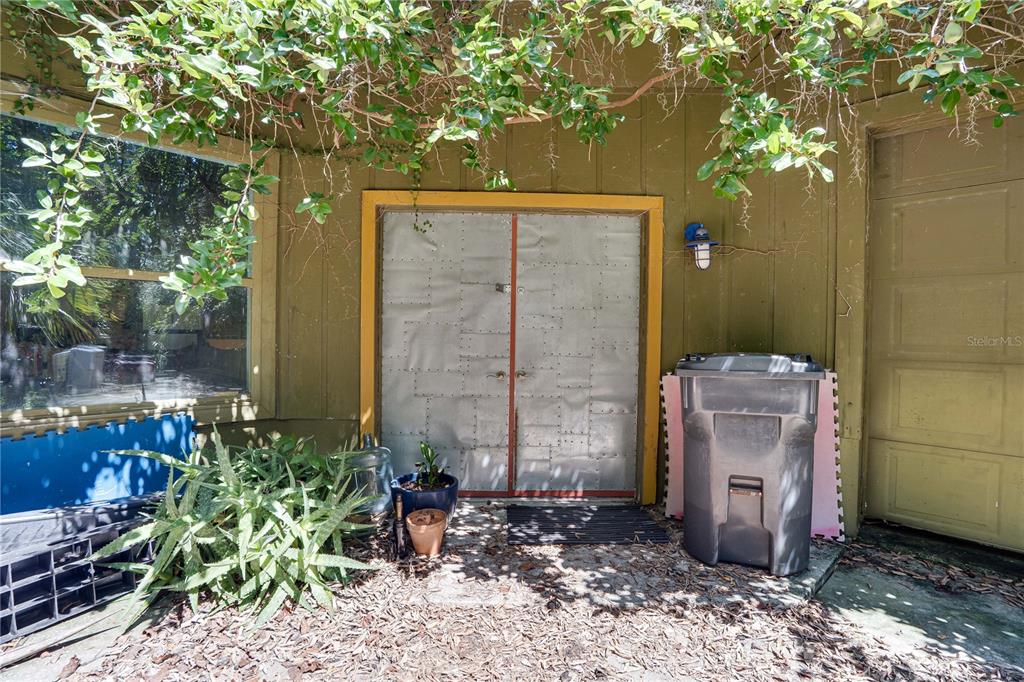 6924 Valrie Lane Riverview, FL 33569 - Photo 3 of 29 a backyard of a house with yard and outdoor seating