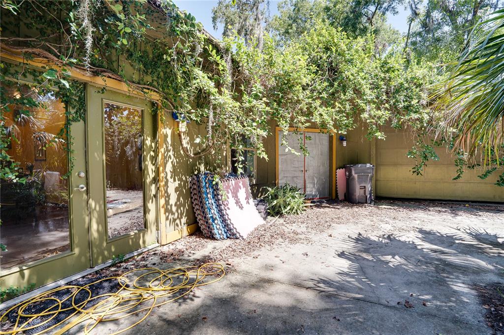6924 Valrie Lane Riverview, FL 33569 - Photo 5 of 29 a view of a house with a tree