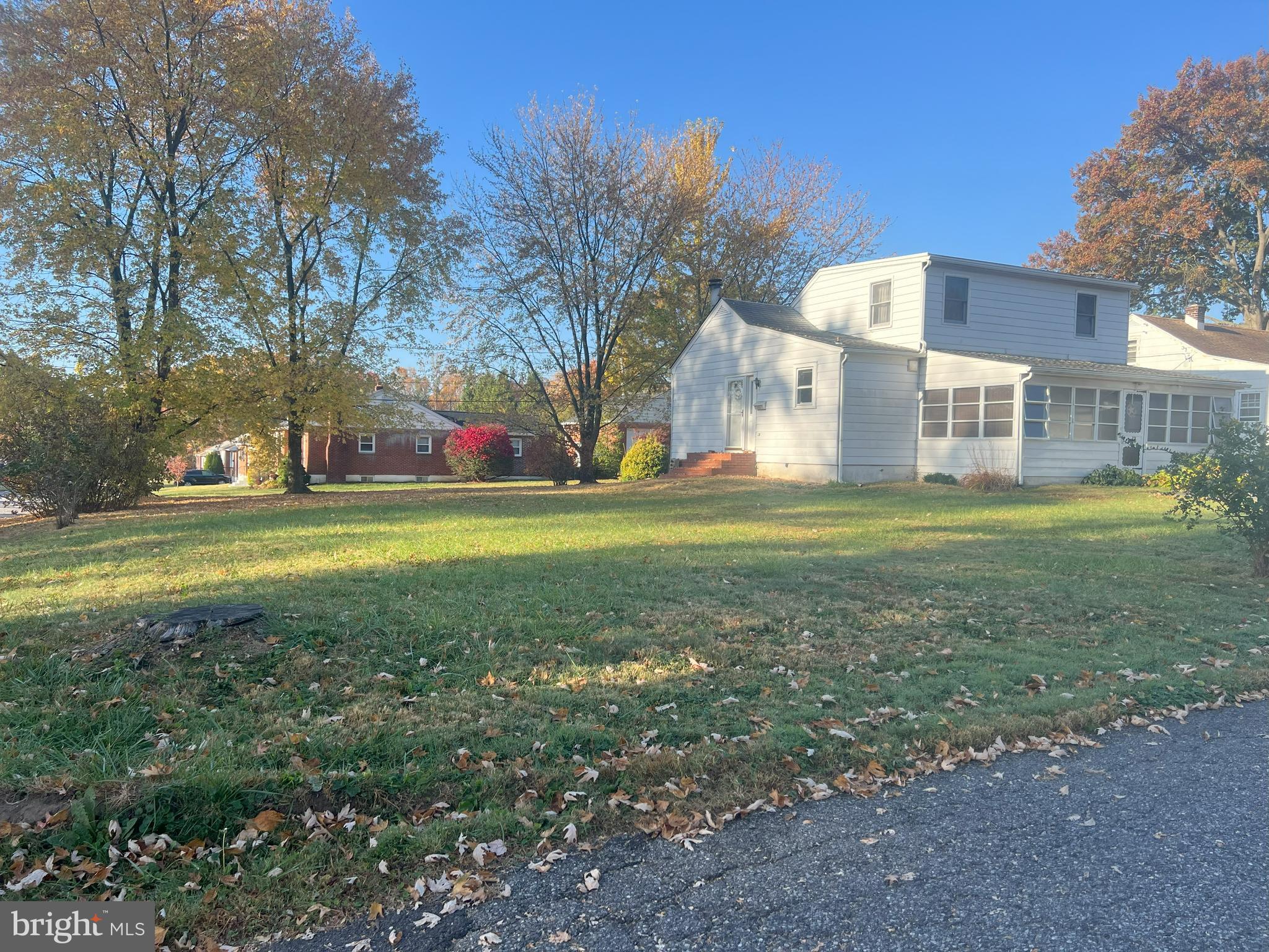 903 Aldon Road Claymont, DE 19703 - Photo 2 of 19 Double Corner Lot