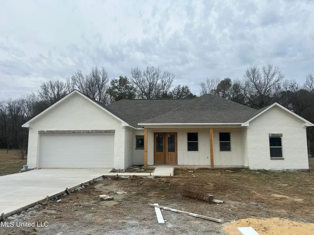 $287,000 | 2321 North Pine Lea Drive, Jackson, MS 39209