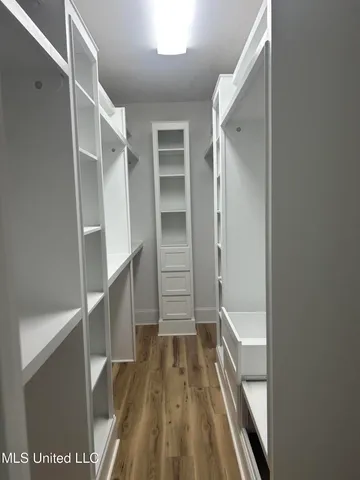 $287,000 | 2321 North Pine Lea Drive, Jackson, MS 39209