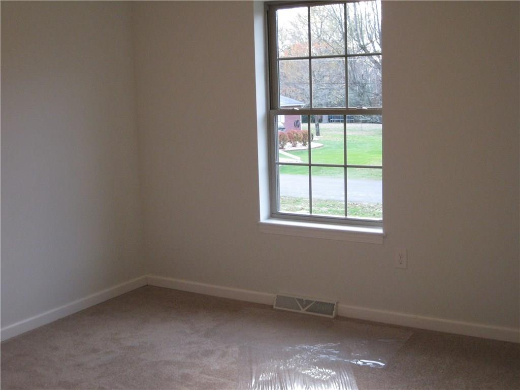 4331 Partell Street Butler, PA 16001 - Photo 13 of 20