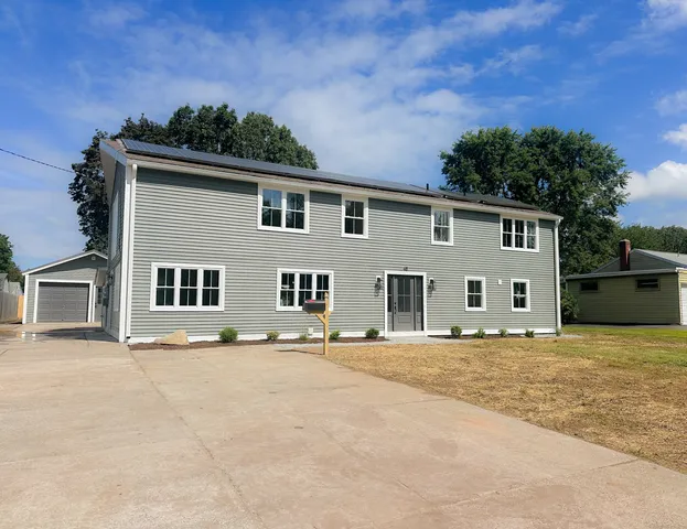 $525,000 | 48 Greenfield Drive, Windsor Locks, CT 06096