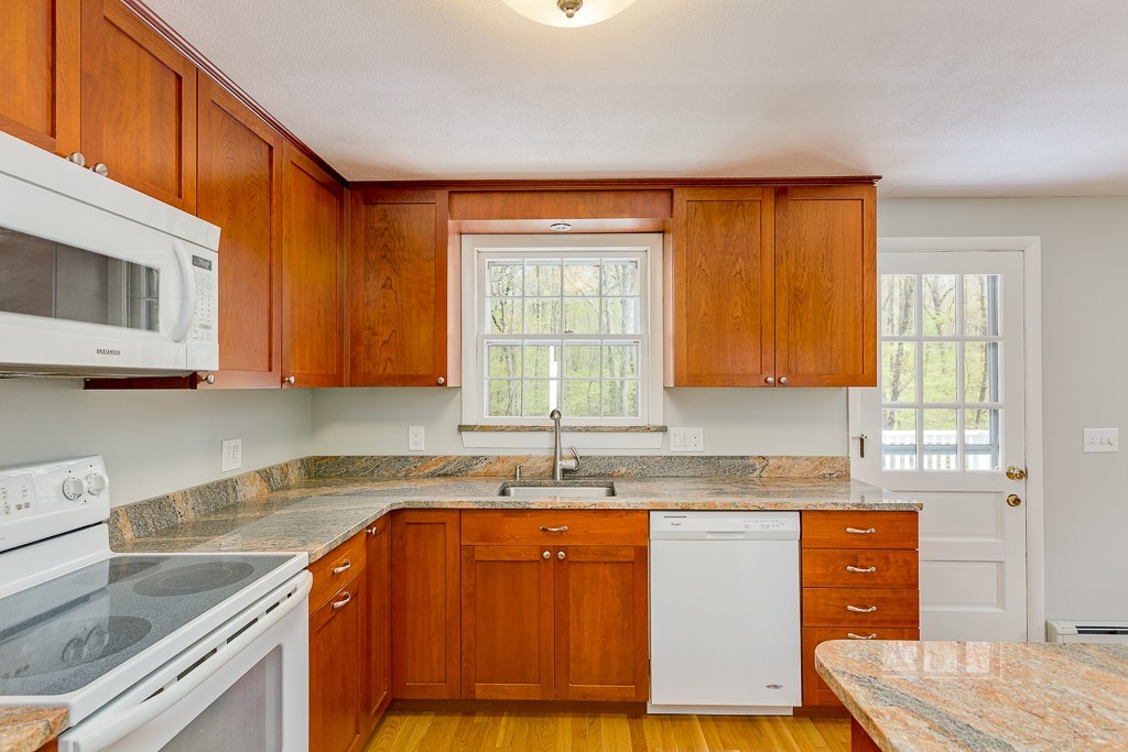 9 Whalen Road Hopkinton, MA 01748 - Photo 11 of 20 Gallery Image 11