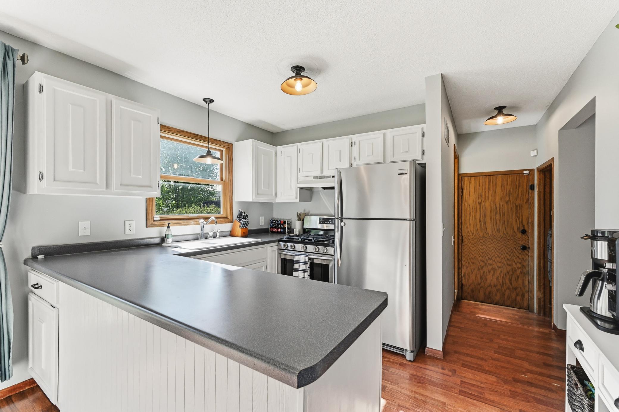 3004 4th Avenue Northwest Rochester, MN 55901 - Photo 13 of 35