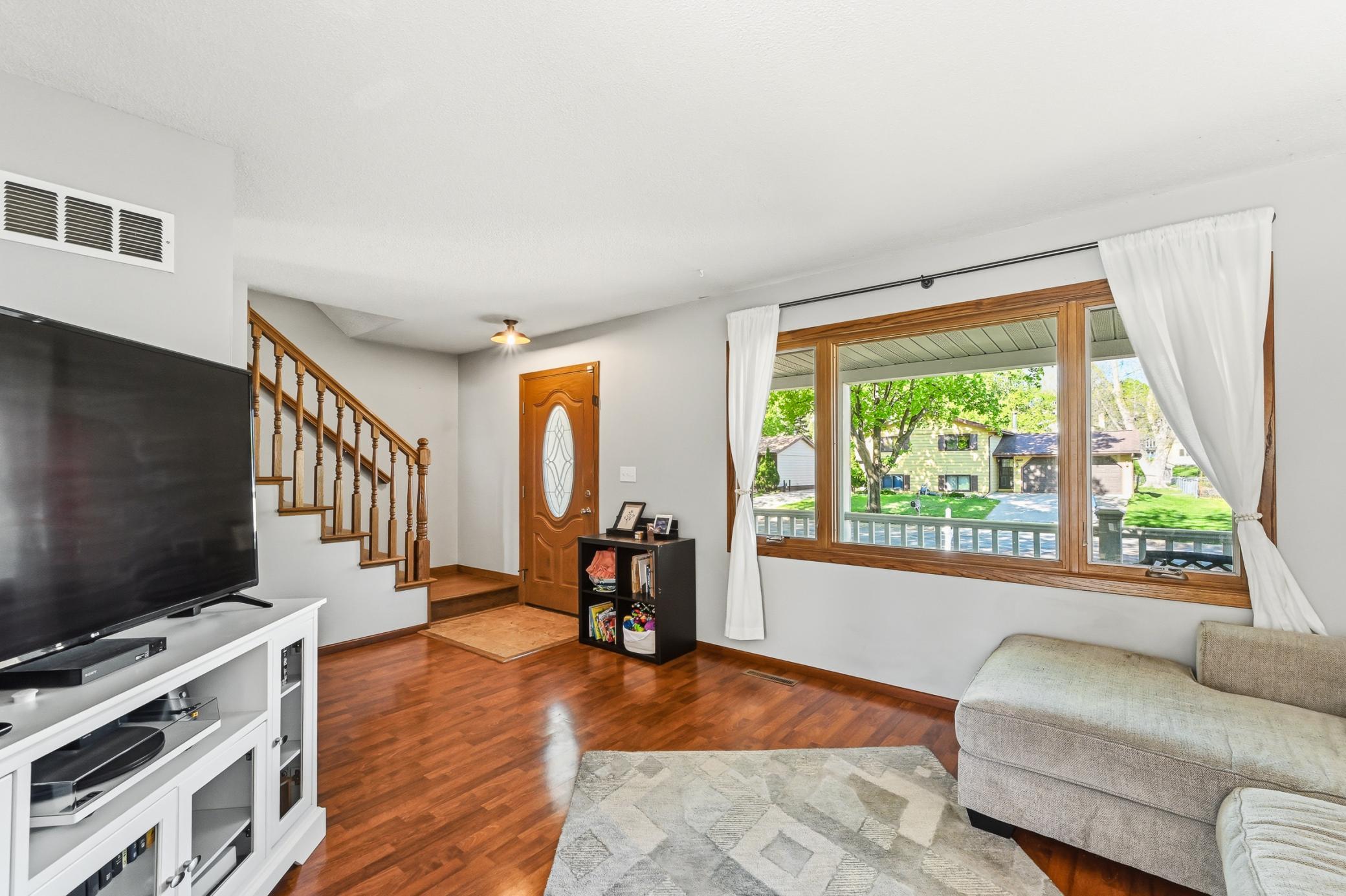 3004 4th Avenue Northwest Rochester, MN 55901 - Photo 5 of 35