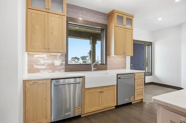 $2,270,000 | 6490 Selkirk Drive South, Fargo, ND 58104