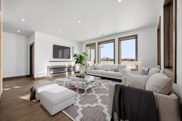 $2,270,000 | 6490 Selkirk Drive South, Fargo, ND 58104