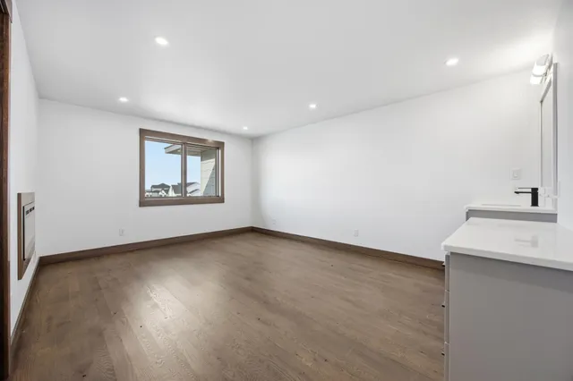 $2,270,000 | 6490 Selkirk Drive South, Fargo, ND 58104