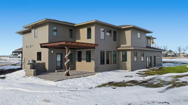 $2,270,000 | 6490 Selkirk Drive South, Fargo, ND 58104