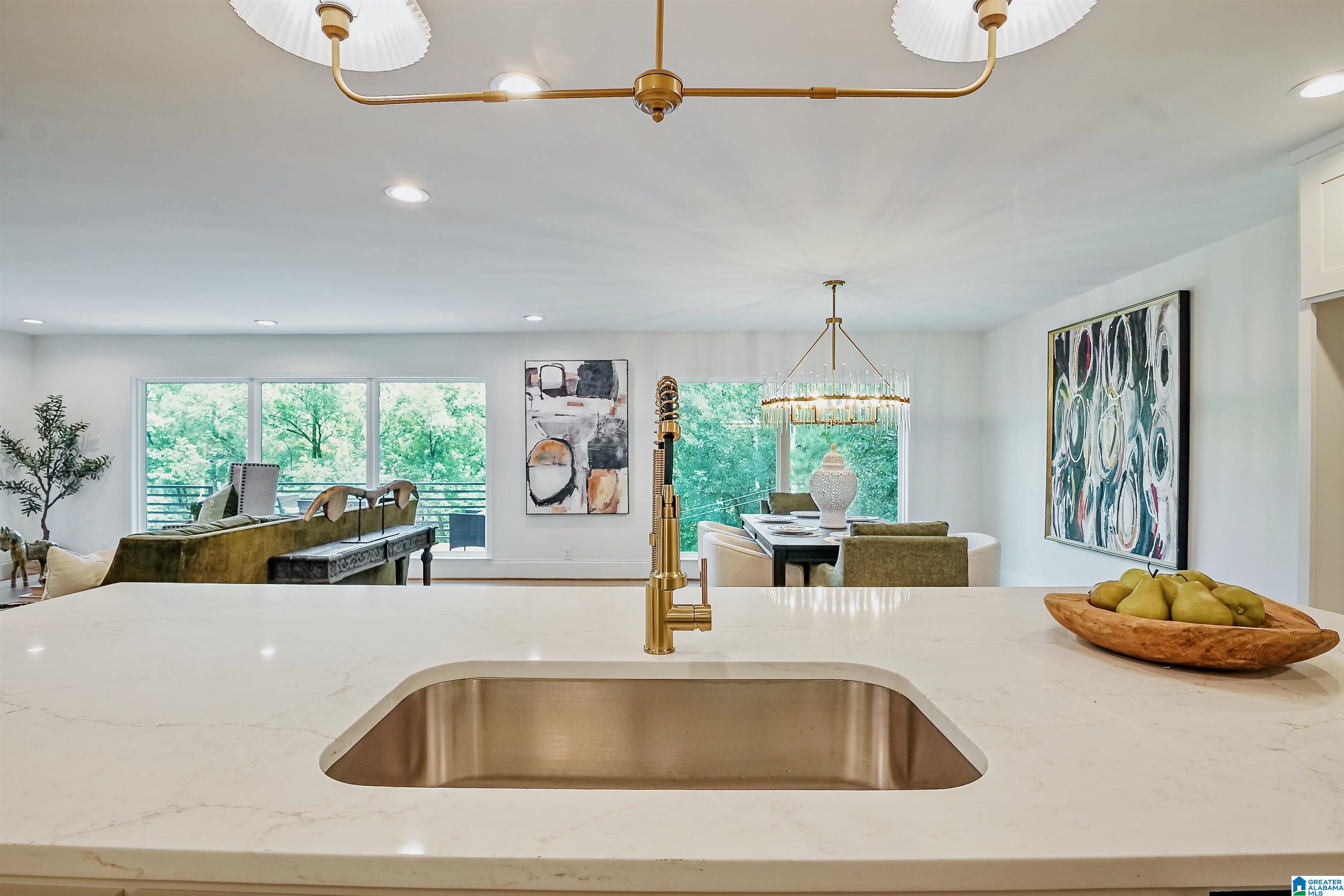 1739 Kensington Road Birmingham, AL 35209 - Photo 8 of 63