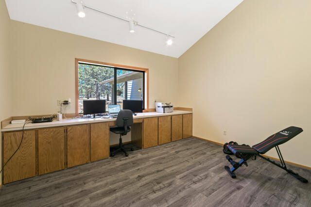 17475 Mountain View Road Sisters, OR 97759 - Photo 18 of 30 17475 Mountain View Road-17