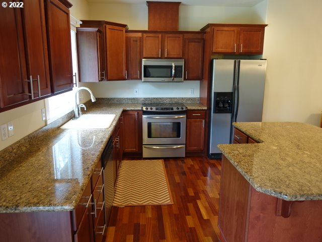 425 Ike Mooney Road Northeast Silverton, OR 97381 - Photo 9 of 32 Gallery Image 9