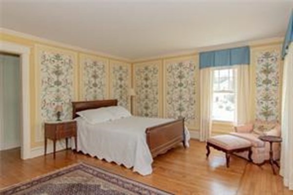 1392 Main Road Tiverton, RI 02878 - Photo 27 of 42 Gallery Image 27