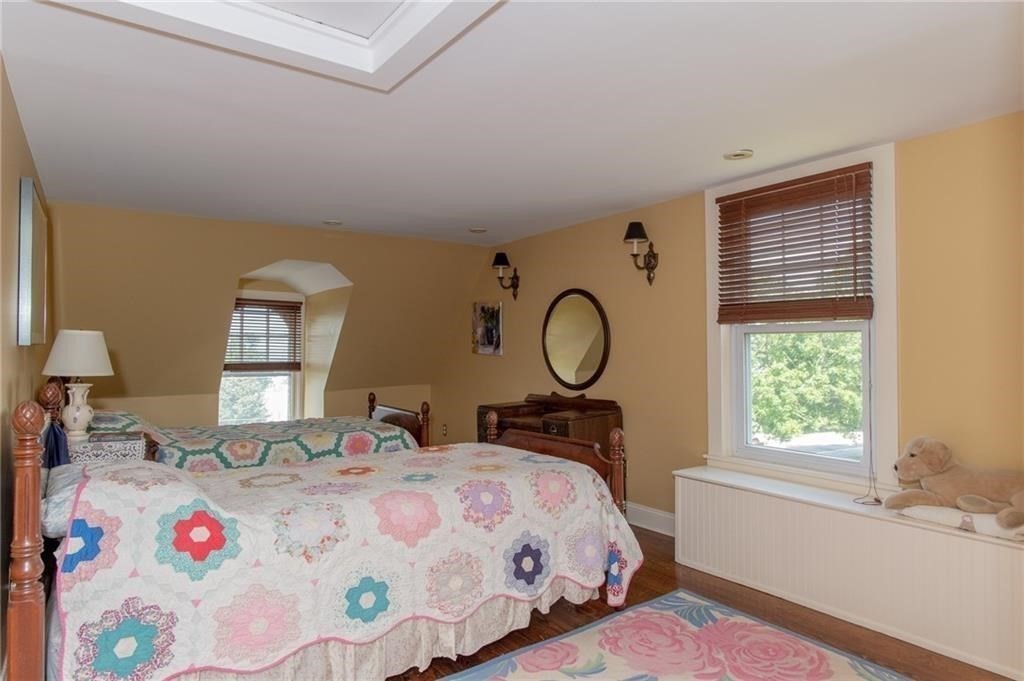 1392 Main Road Tiverton, RI 02878 - Photo 38 of 42 Gallery Image 38