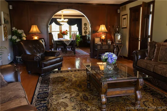 $592,000 | 261 Indian Hills Drive Northeast, Corydon, IN 47112