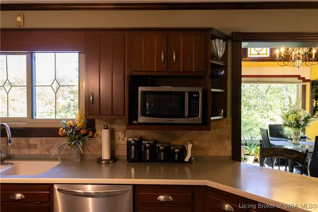 $592,000 | 261 Indian Hills Drive Northeast, Corydon, IN 47112