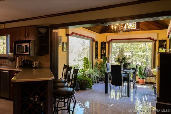 $575,000 | 261 Indian Hills Drive Northeast, Corydon, IN 47112