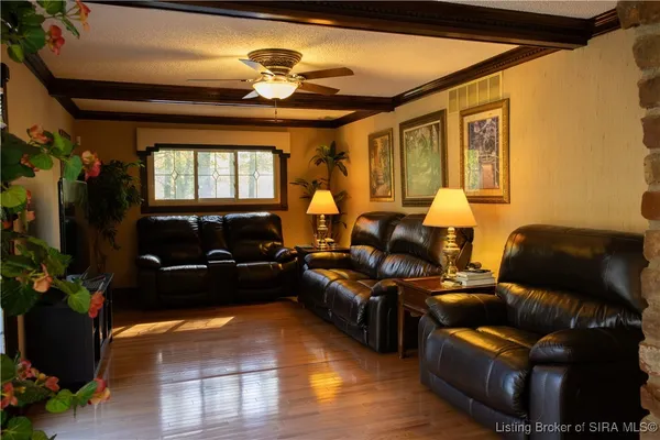 $575,000 | 261 Indian Hills Drive Northeast, Corydon, IN 47112