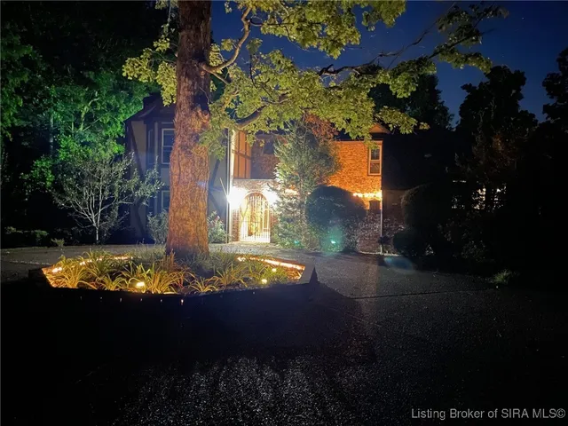 $592,000 | 261 Indian Hills Drive Northeast, Corydon, IN 47112