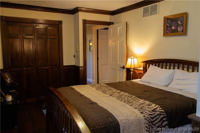 $592,000 | 261 Indian Hills Drive Northeast, Corydon, IN 47112