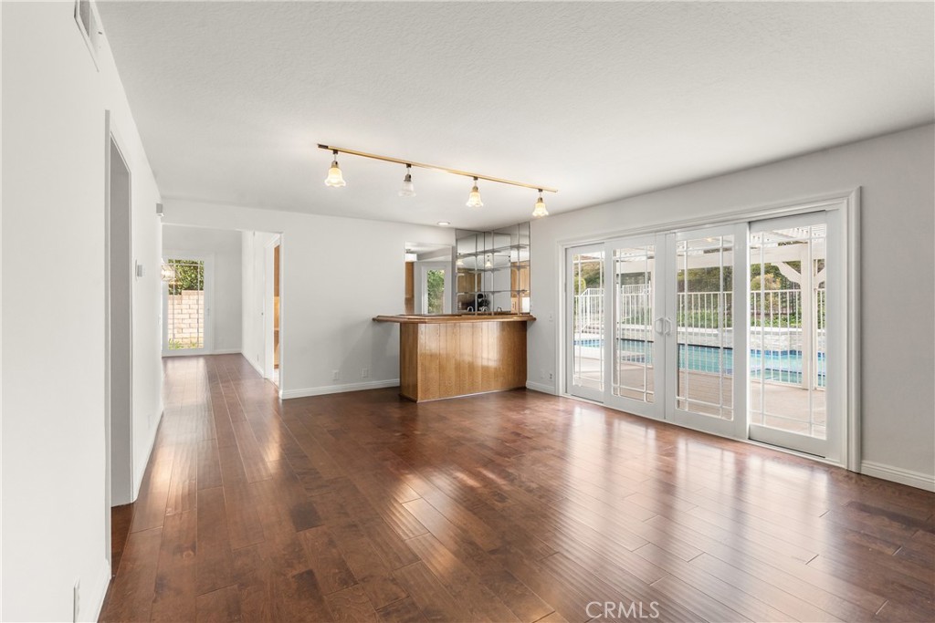 11861 Darby Avenue Porter Ranch, CA 91326 - Photo 21 of 47