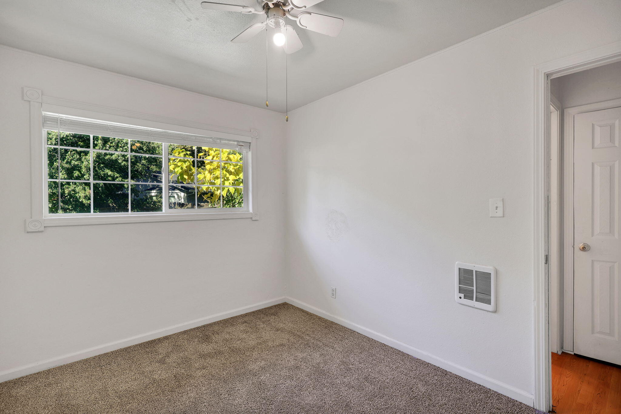5738 Bell Road Redding, CA 96001 - Photo 14 of 30 15-web-or-mls-CAMA0541