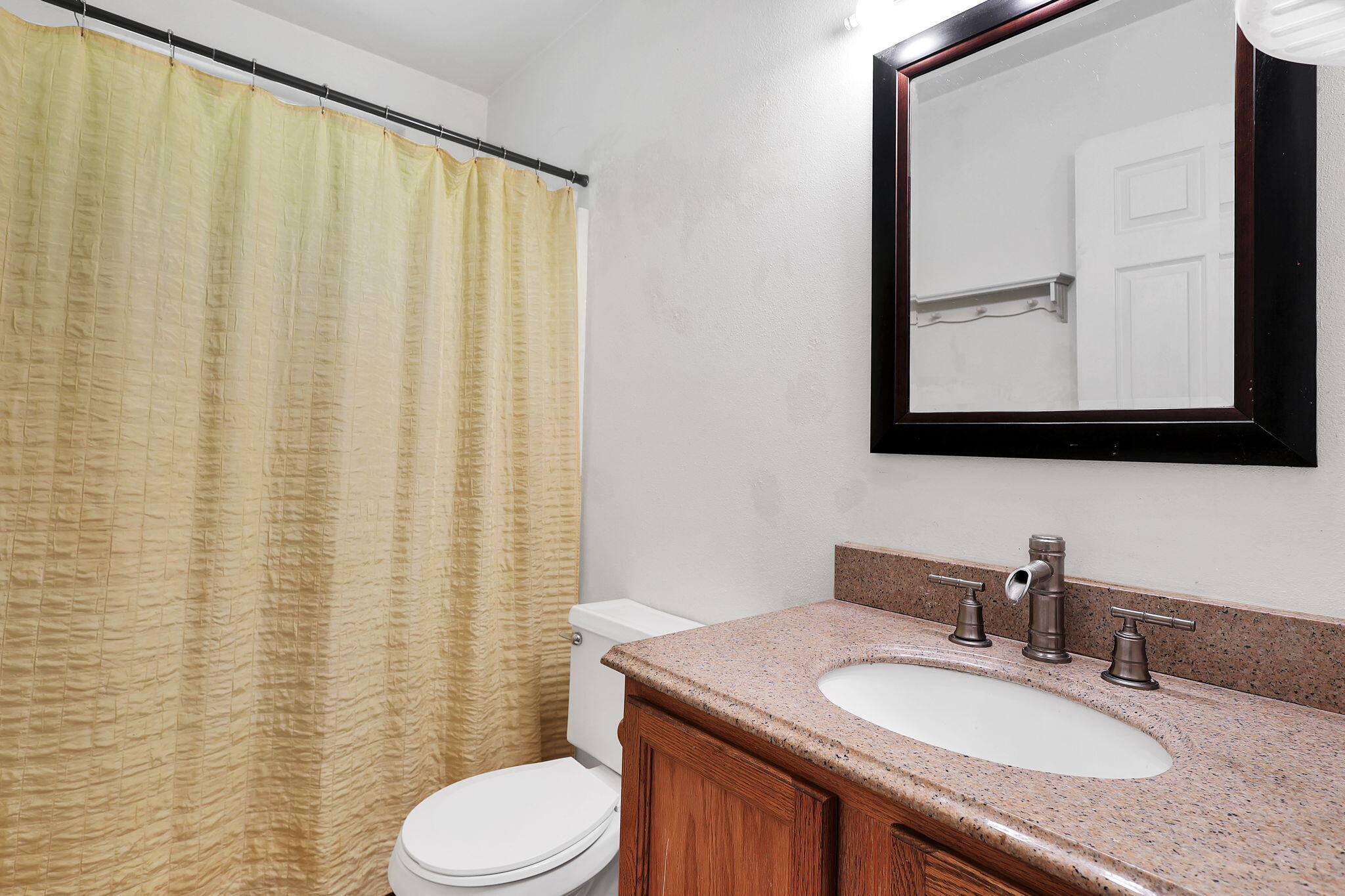 5738 Bell Road Redding, CA 96001 - Photo 16 of 30 17-web-or-mls-CAMA0556