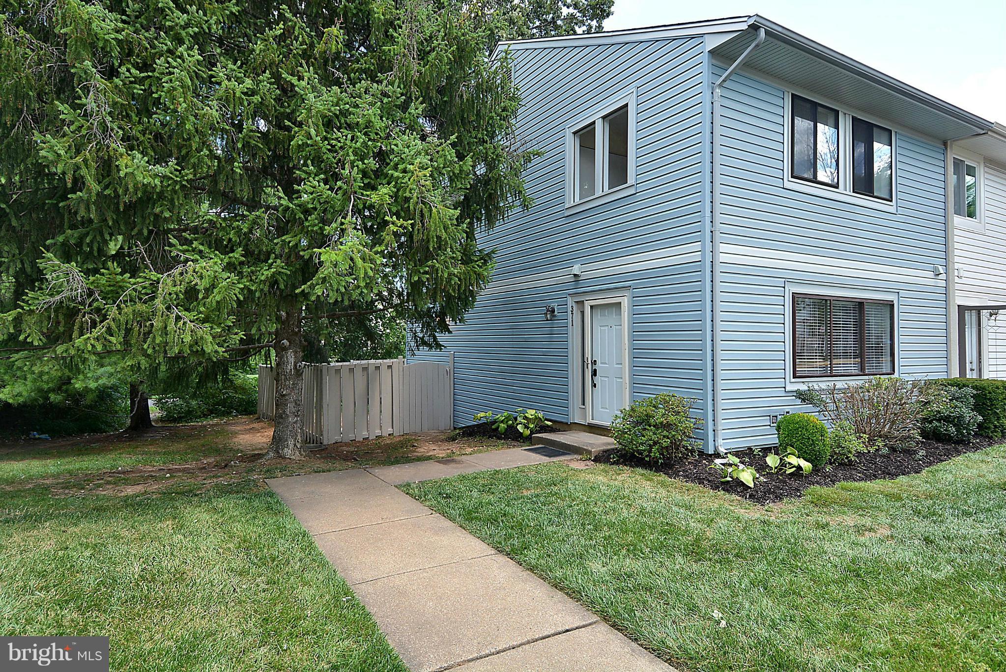 371 Reneau Way Herndon, VA 20170 - Photo 1 of 30 a view of a house with a yard and plants