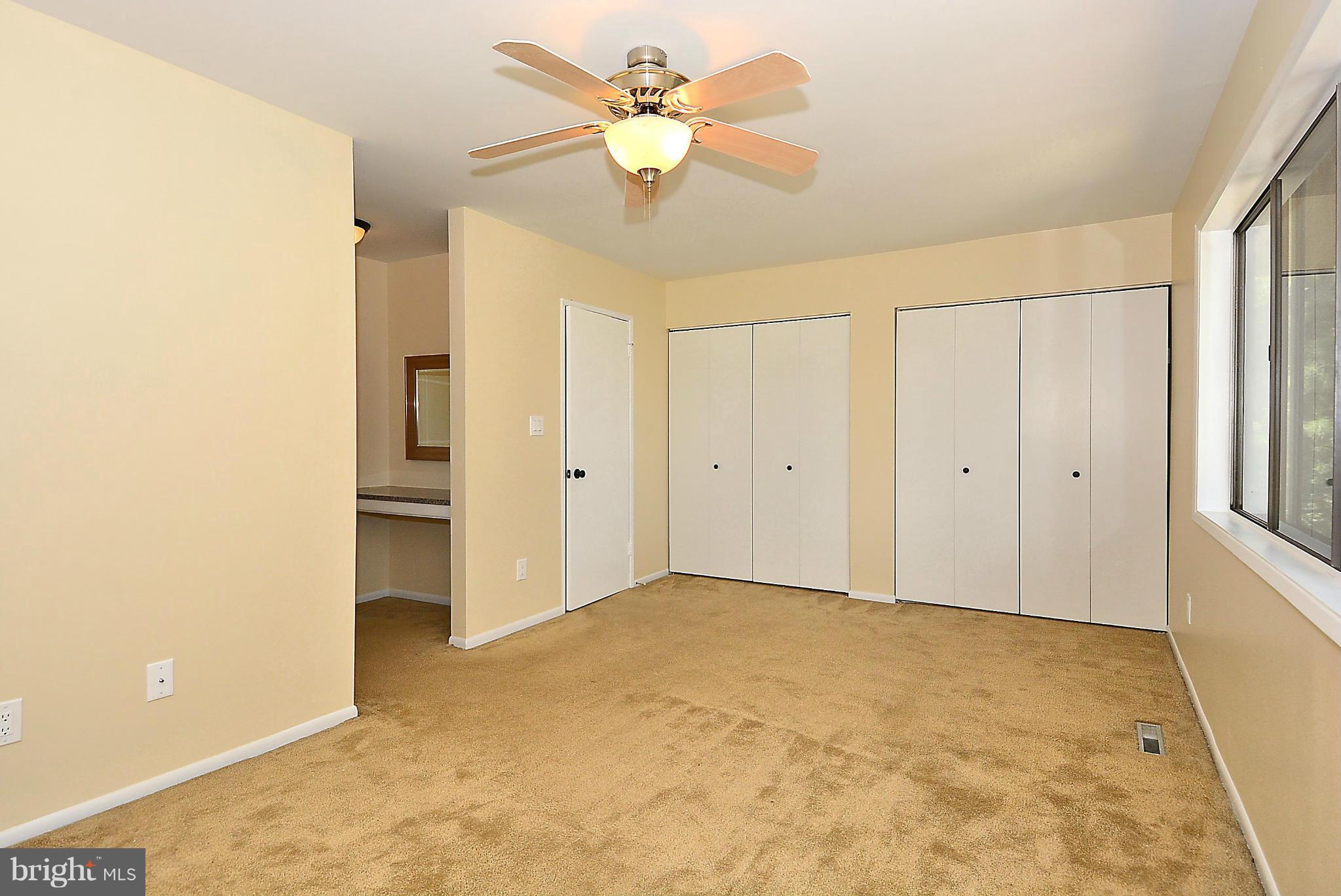 371 Reneau Way Herndon, VA 20170 - Photo 14 of 30 a view of an empty room