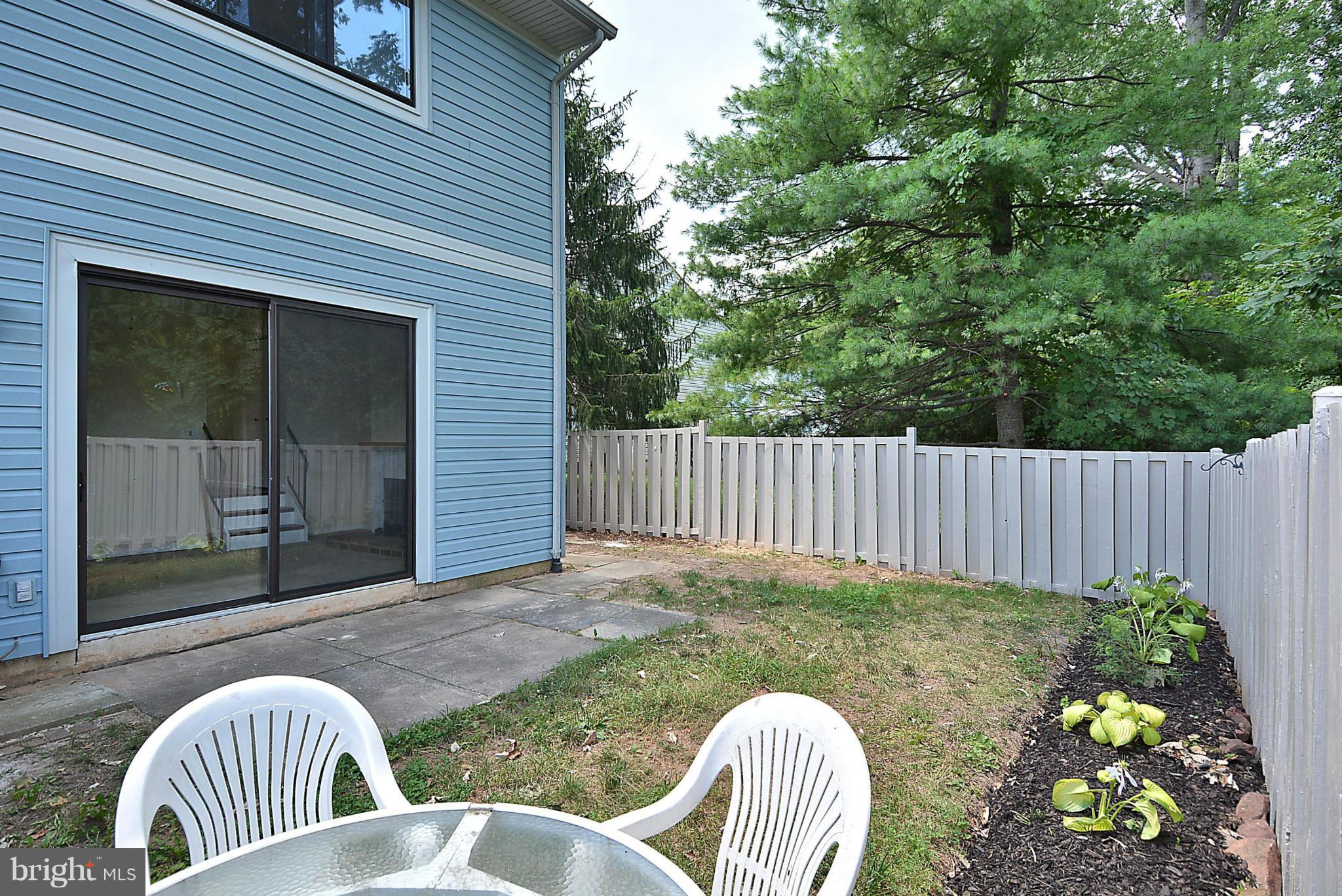 371 Reneau Way Herndon, VA 20170 - Photo 28 of 30 a view of a two chairs in the patio