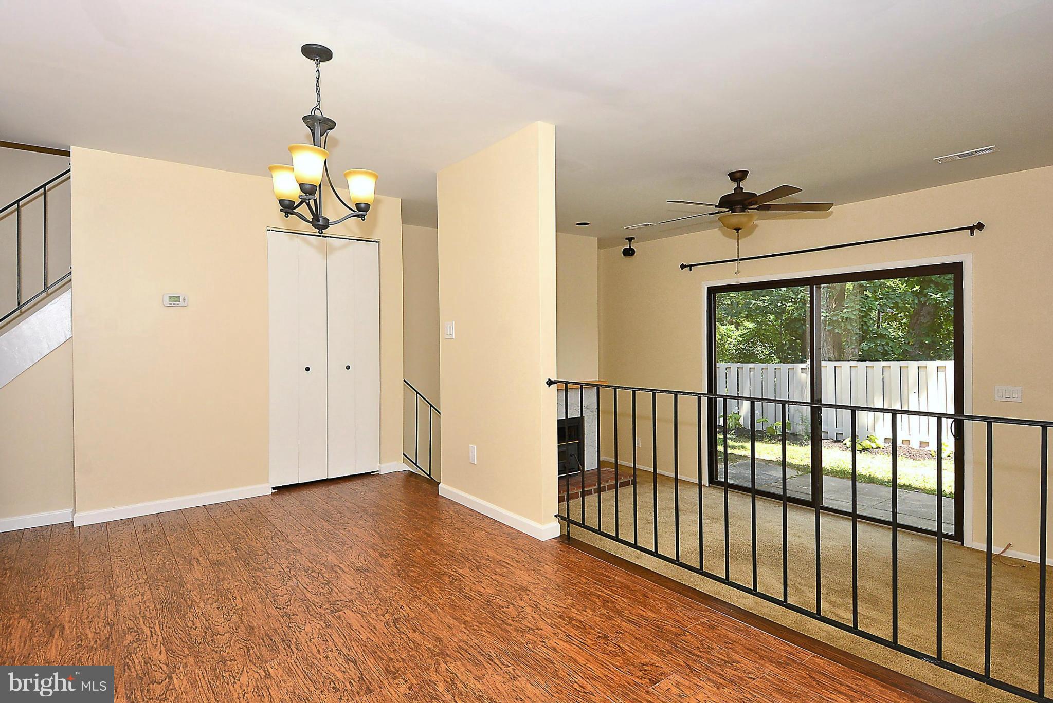 371 Reneau Way Herndon, VA 20170 - Photo 7 of 30 a view of an empty room with a window