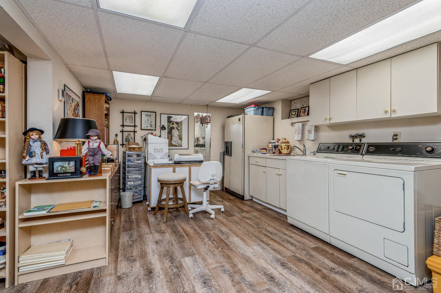 30 Nottingham Road Edison, NJ 08820 - Photo 24 of 36