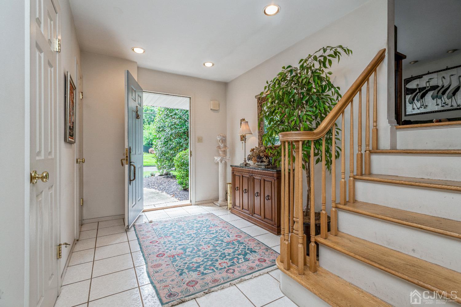 30 Nottingham Road Edison, NJ 08820 - Photo 3 of 36