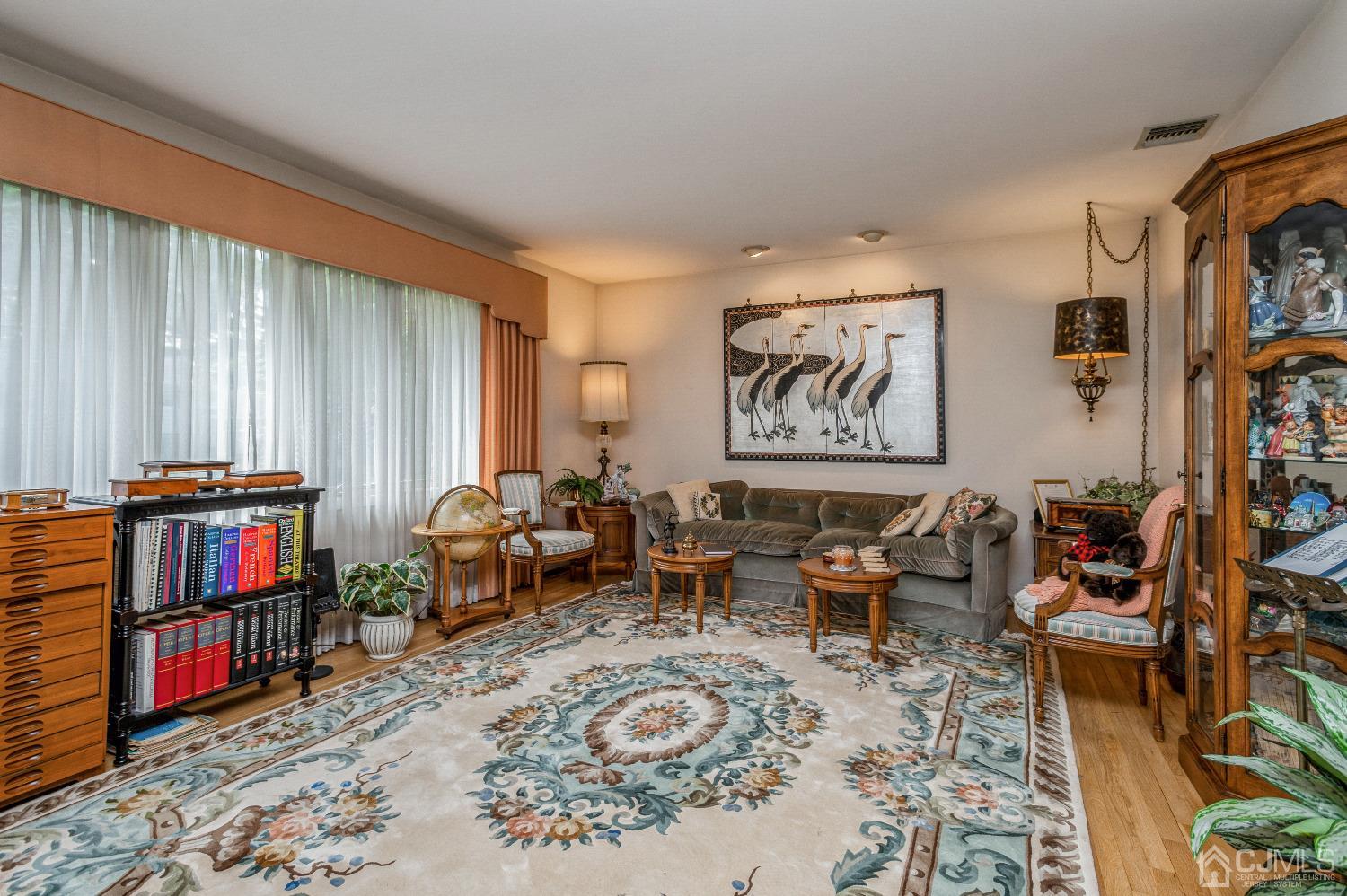 30 Nottingham Road Edison, NJ 08820 - Photo 6 of 36