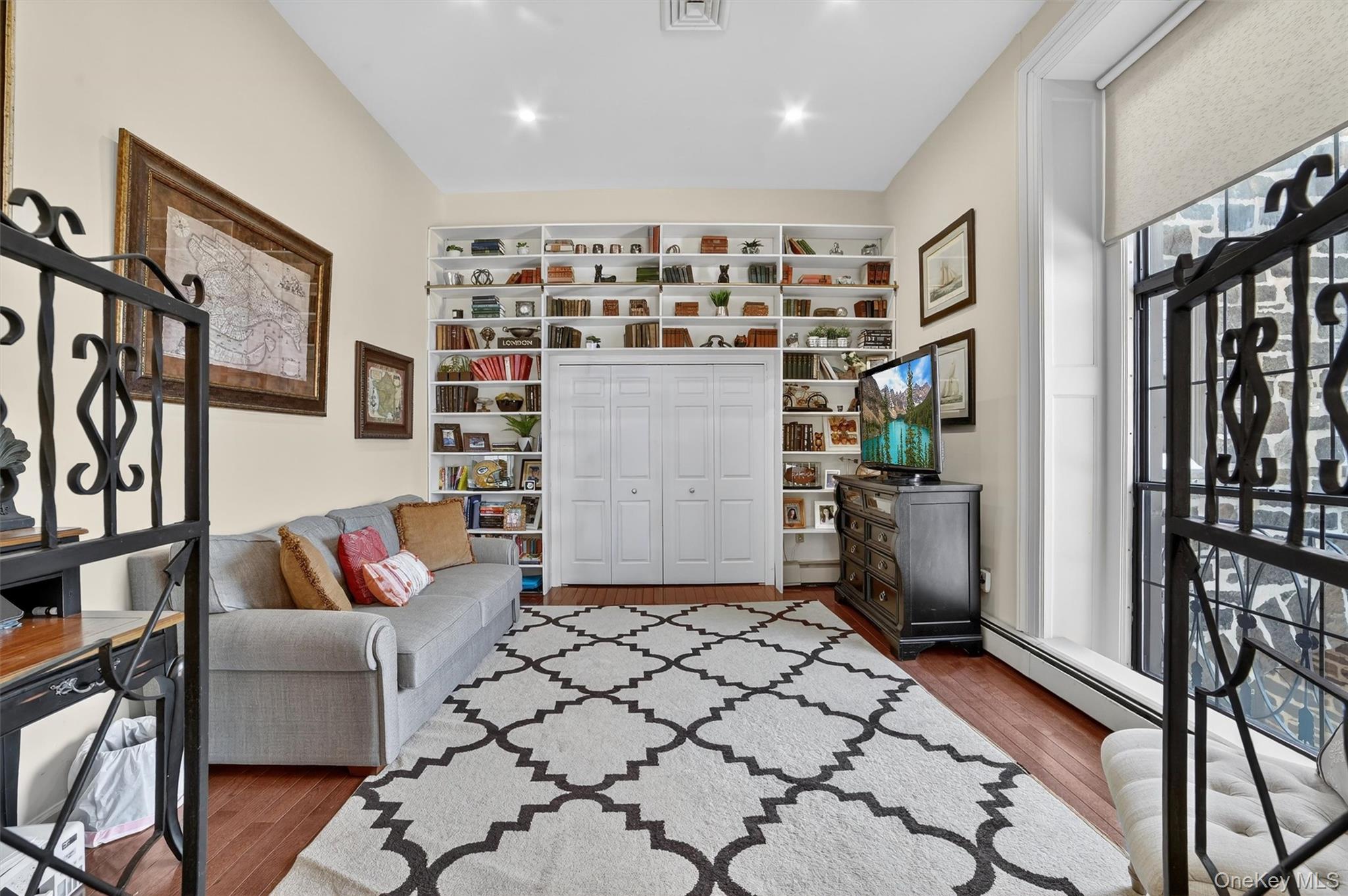 341 Furnace Dock Road, Unit 11 Cortlandt Manor, NY 10567 - Photo 17 of 38 Library/Office/Den