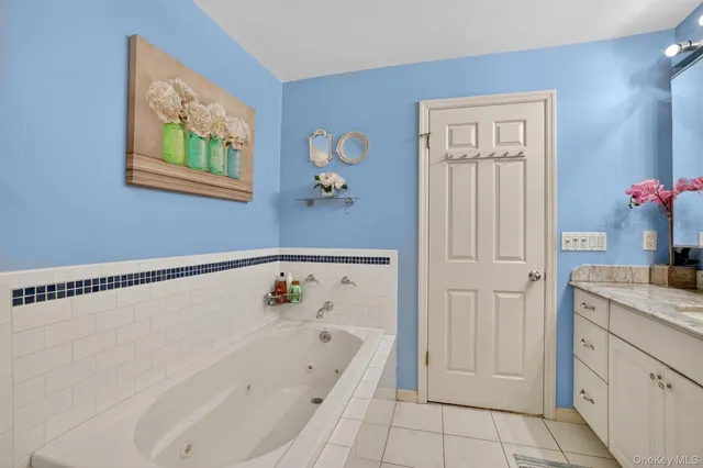 $625,000 | 341 Furnace Dock Road, Unit 11, Cortlandt Manor, NY 10567