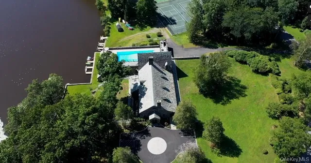 $625,000 | 341 Furnace Dock Road, Unit 11, Cortlandt Manor, NY 10567