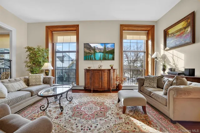 $625,000 | 341 Furnace Dock Road, Unit 11, Cortlandt Manor, NY 10567