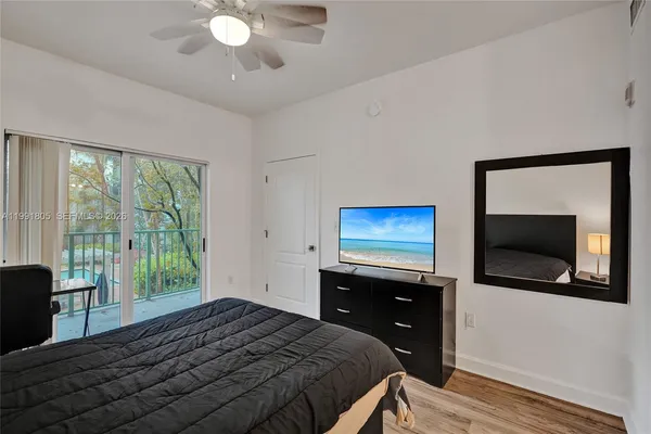 $2,950 | 6001 Southwest 70th Street, Unit 252, South Miami, FL 33143