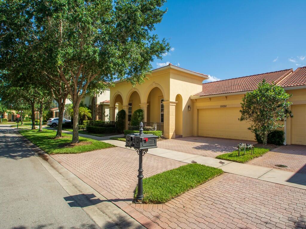 10091 Southwest Dolce Road Port St. Lucie, FL 34986 - Photo 2 of 30 Image05
