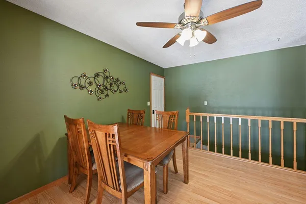 $313,900 | 405 Sunrise Drive, Olivia, MN 56277