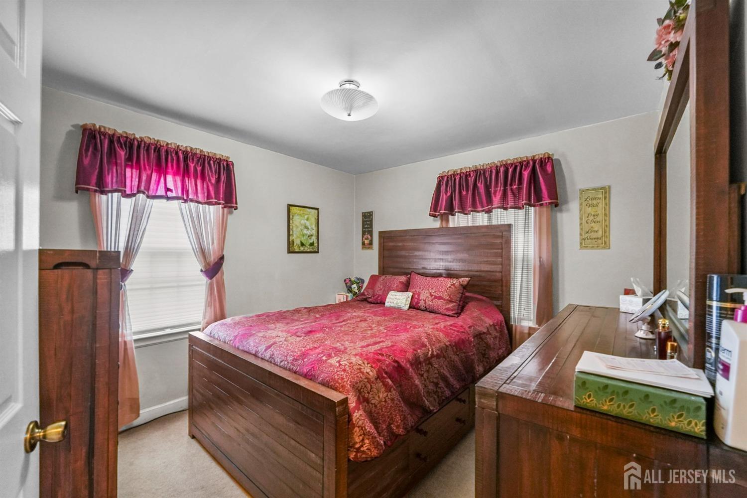 428 Carleton Street Bound Brook, NJ 08805 - Photo 17 of 40