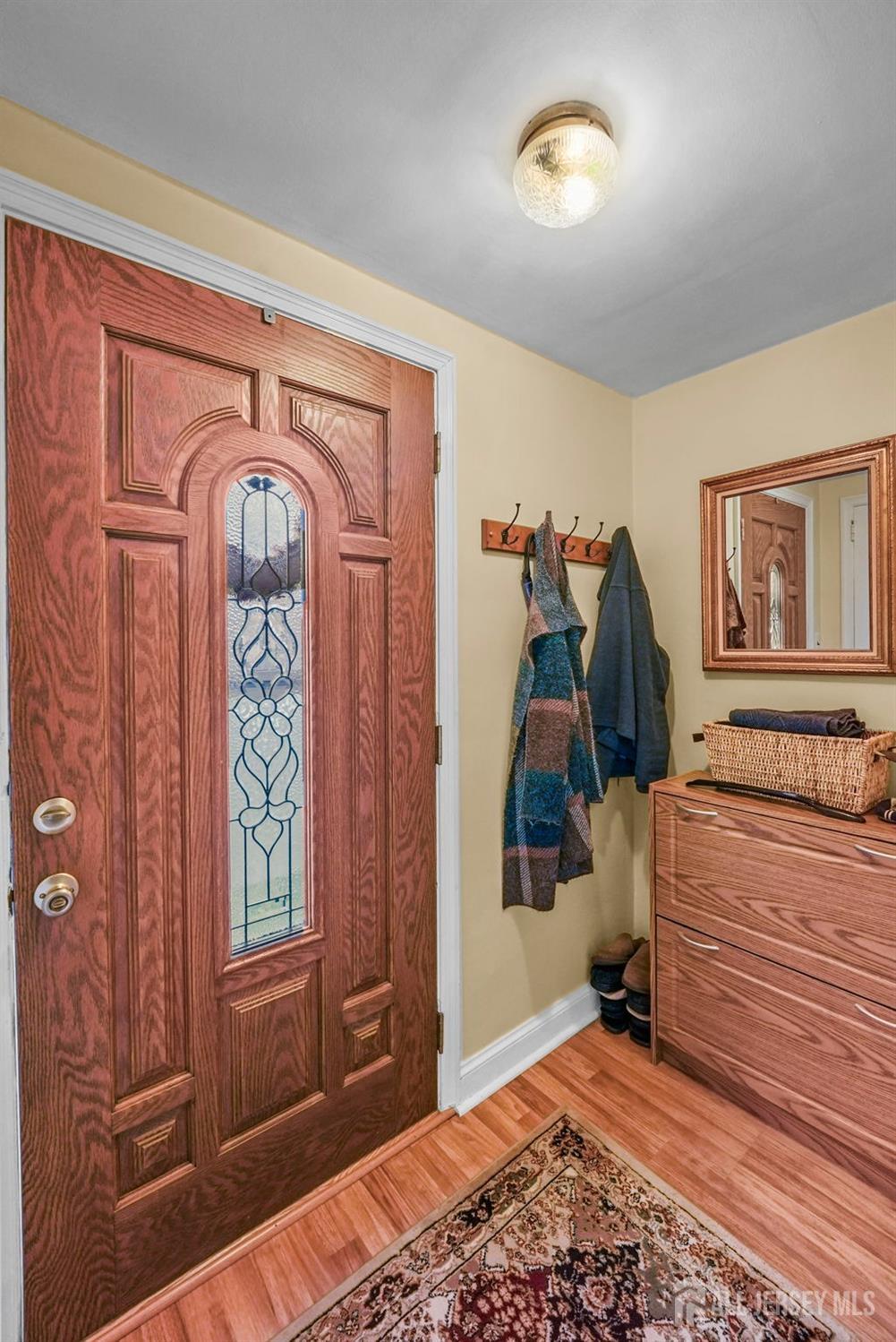 428 Carleton Street Bound Brook, NJ 08805 - Photo 5 of 40