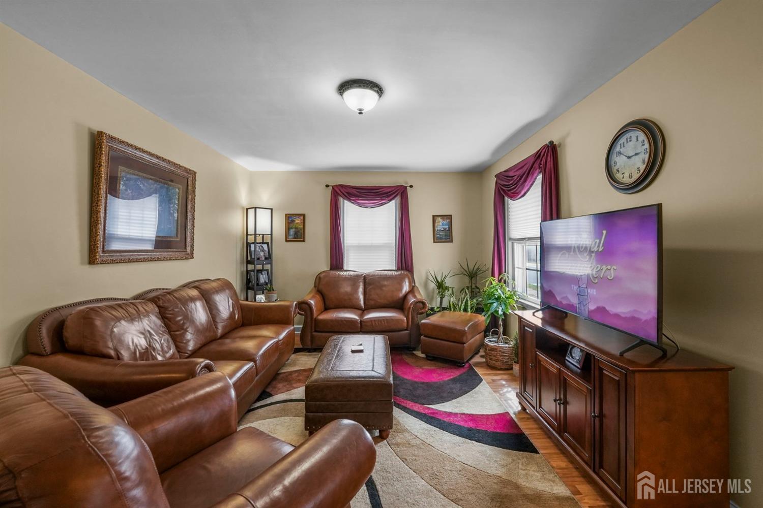 428 Carleton Street Bound Brook, NJ 08805 - Photo 6 of 40